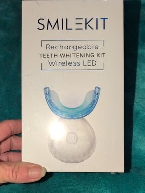 Rechargeable Teeth Whitening Kit - Blue/White